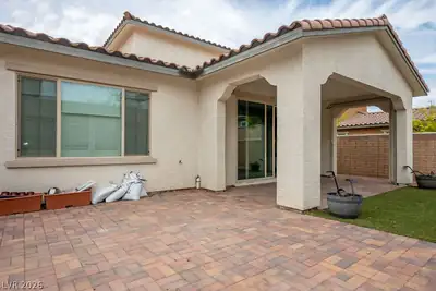 652 Cadence View Way, Henderson, NV 89011 