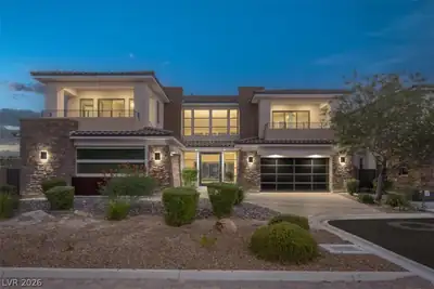72 Bella Lago Avenue, Henderson