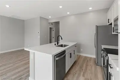 3236 Basin Desert Street, North Las Vegas, NV 89032 Kitchen