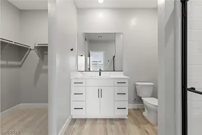 3236 Basin Desert Street, North Las Vegas, NV 89032 Bathroom