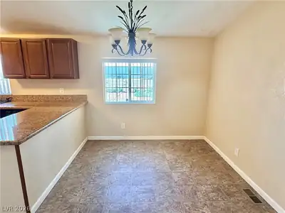 3640 West Charleston Park Avenue Dining Area