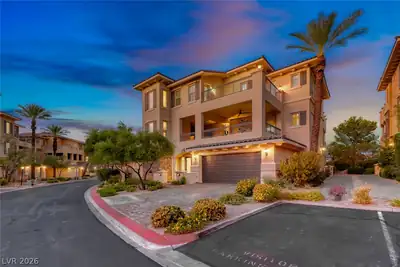 40 Luce Del Sole 3, Henderson, NV 89011 Front of Structure