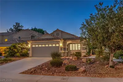 9532 Sunken Reef Circle Las Vegas, NV 89117