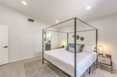 9532 Sunken Reef Circle Bedroom