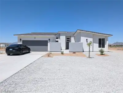 2651 Quinta, Pahrump