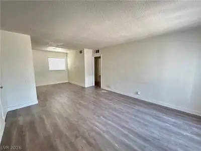 1711 Santa Paula Drive A Living Room