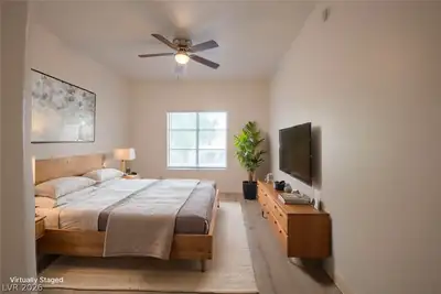 2975 Bluegrass Lane 524 Primary Bedroom