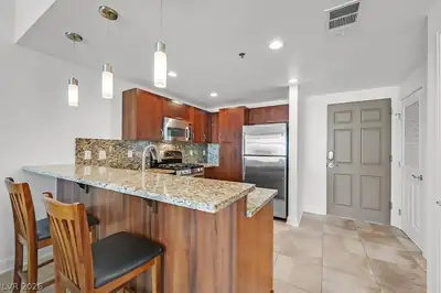 150 Las Vegas Boulevard 1501 Kitchen