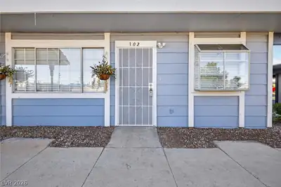 5330 Rod Court 102 Las Vegas, NV 89122