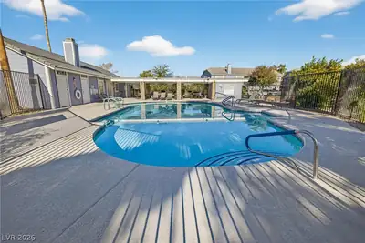 5330 Rod Court 102, Las Vegas, NV 89122 Pool