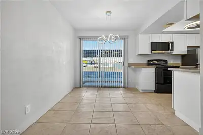 5330 Rod Court 102, Las Vegas, NV 89122 Dining Area