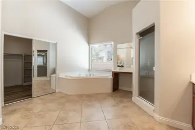 164 Glenbrook Estates Drive, Las Vegas, NV 89183 Primary Bathroom