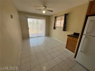 6430 Alomar Avenue Dining Area