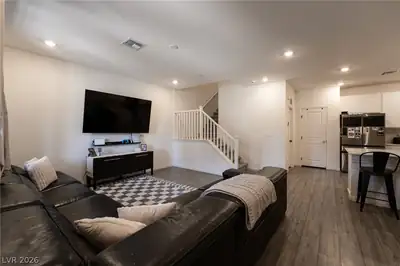 3476 Covilha Lane, Henderson, NV 89044 Living Room