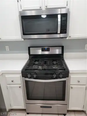 2201 Ramsgate Drive 923 Kitchen