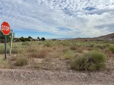 1000 North Main St Lot