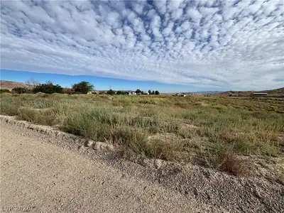 1000 North Main St Lot