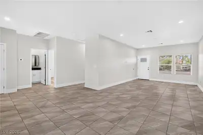 4078 Welter Avenue, Las Vegas, NV 89104 Living Room