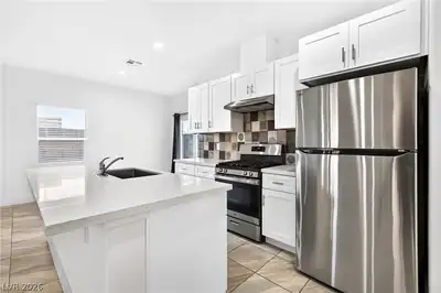 4078 Welter Avenue, Las Vegas, NV 89104 Kitchen