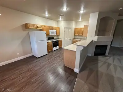 9490 Marshall Creek Street, Las Vegas, NV 89178 Kitchen