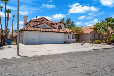 273 Cordero Drive, Henderson, NV 89074 Front of Structure