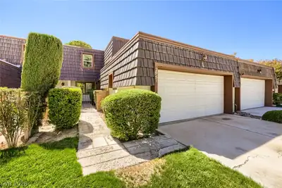 2951 Pinehurst Drive, Las Vegas