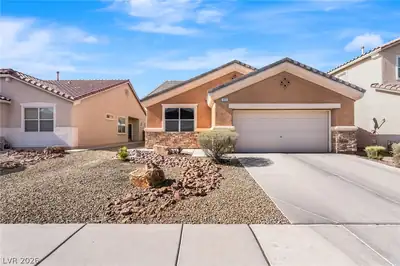 320 Fox Blitz Avenue, North Las Vegas