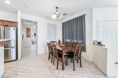 320 Fox Blitz Avenue, North Las Vegas, NV 89031 Dining Area