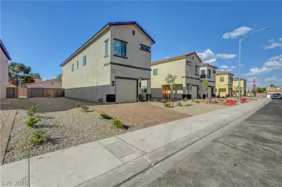 2124 Abraham Avenue, Las Vegas, NV 89106 Front of Structure
