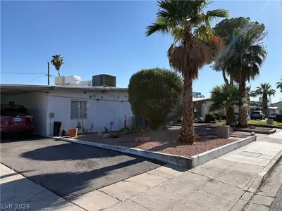 1300 East ST LOUIS Avenue Las Vegas, NV 89104