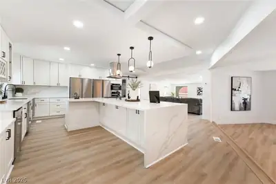 2903 Hardin Drive, Henderson, NV 89074 Kitchen