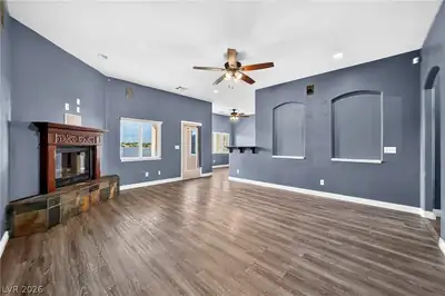 580 East Hickory Street Living Room