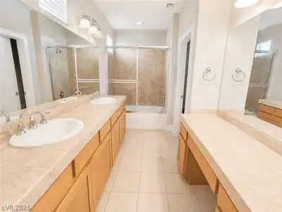 9050 West Tropicana Avenue 1163 Primary Bathroom