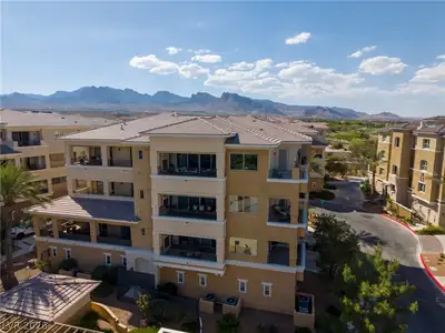 9207 Tesoras Drive 401, Las Vegas
