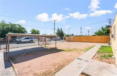 2104 White Street, North Las Vegas, NV 89030 Yard