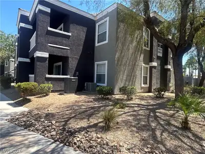 9620 West Russell Road 1010, Las Vegas