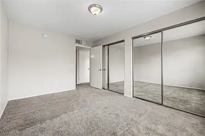 5710 East Tropicana Avenue 2135 Bedroom