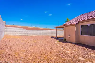 8924 Colorful Pines Avenue, Las Vegas, NV 89143 Yard