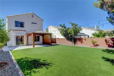 8308 Raphael Court, Las Vegas, NV 89129 Yard