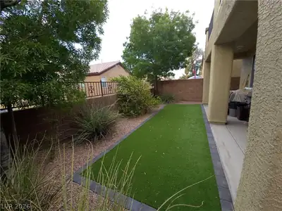 680 Newquay Court, Las Vegas, NV 89178 Yard