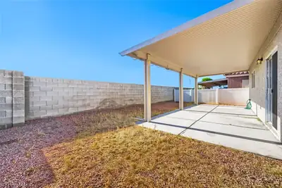 2726 Wood Drift Street, North Las Vegas, NV 89030 Patio