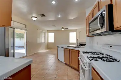 8040 Tailwind Avenue, Las Vegas, NV 89131 Kitchen