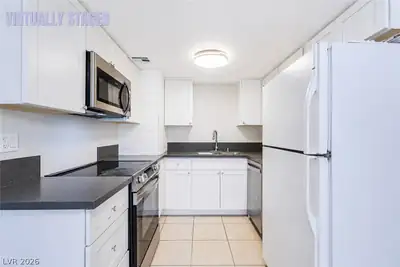 4922 Newport Cove Drive A Kitchen