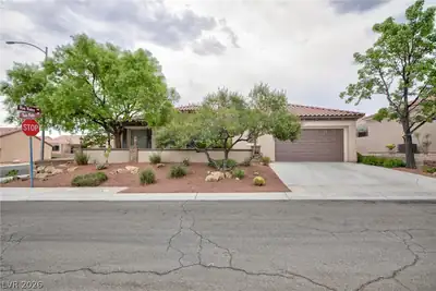 2120 Twin Falls Drive, Henderson, NV 89044 Front of Structure