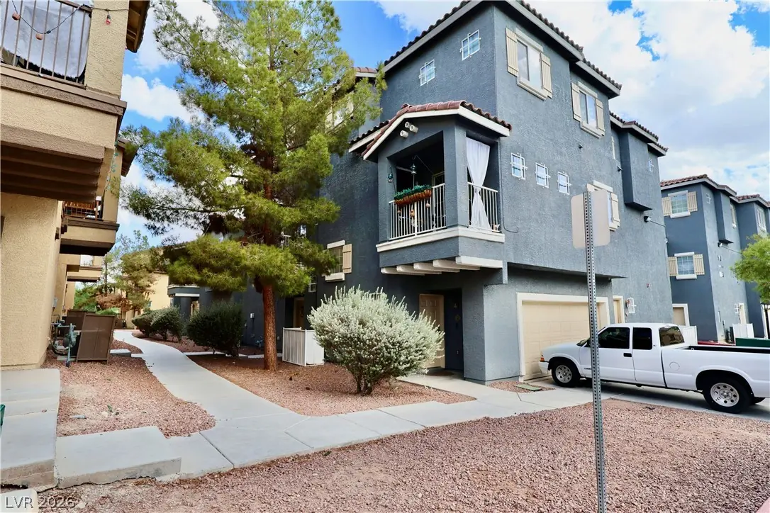 5920 Palmilla Street 5