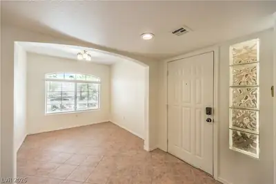 7400 West Flamingo Road 2051 Dining Area