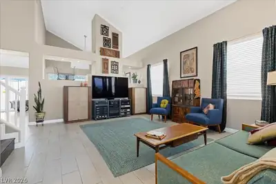 3409 Bedfordshire Place, Las Vegas, NV 89129 Living Room