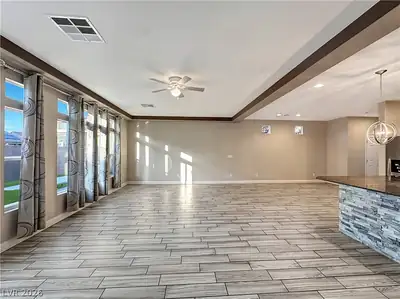 6372 Tamber Bay Road, Las Vegas, NV 89118 