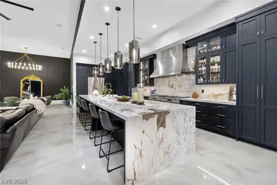 13 Rainbow Point Place, Henderson, NV 89011 Kitchen