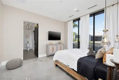 13 Rainbow Point Place, Henderson, NV 89011 Bedroom